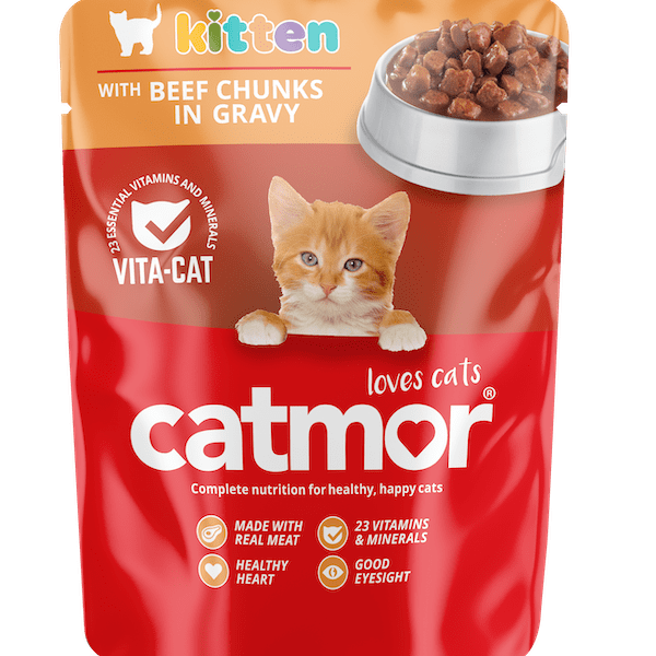 Catmor Kitten wet food pouch, Beef Chunks in Gravy flavor, featuring an illustration of an orange tabby kitten.